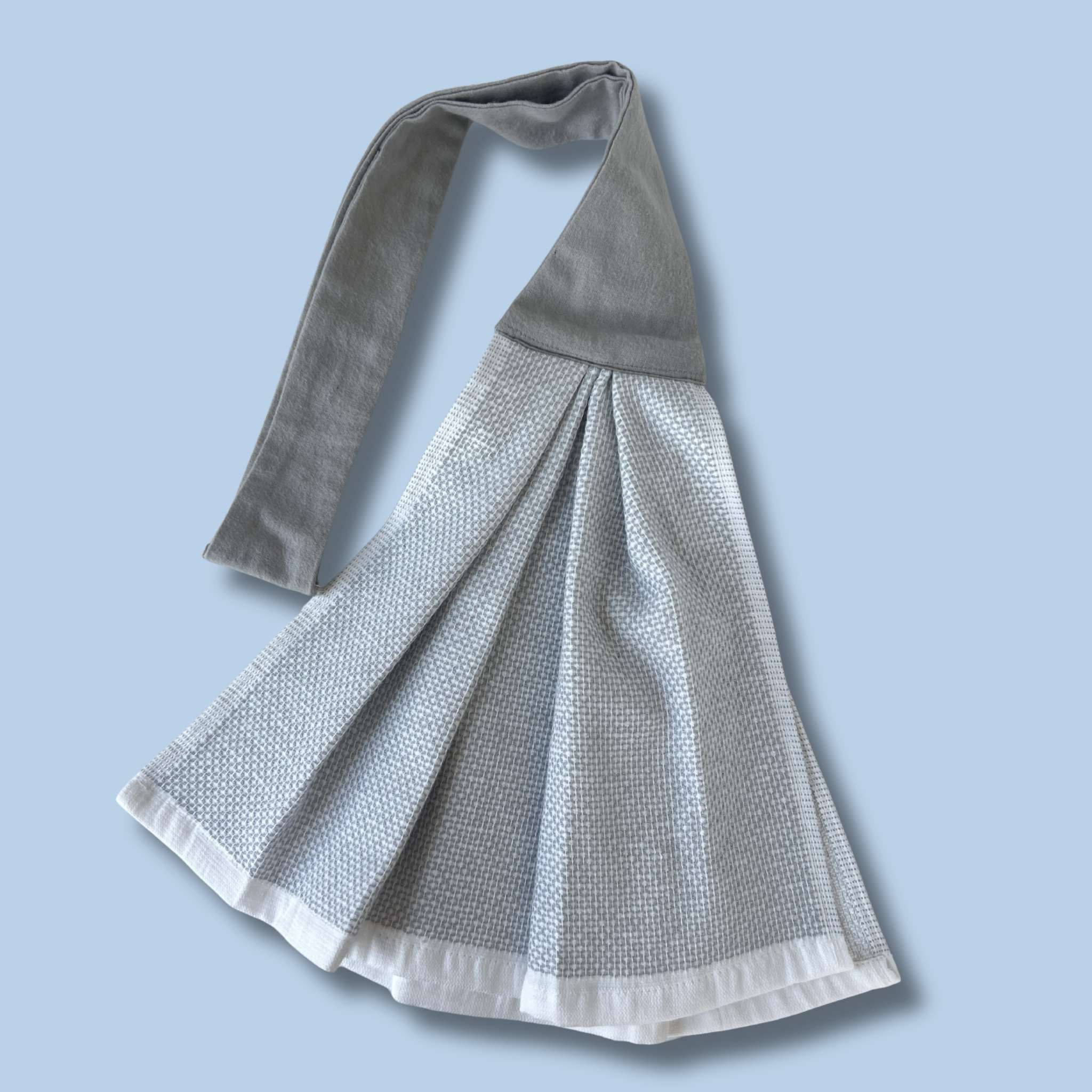 Handii Neck Towel in Gray – soft, absorbent hands-free kitchen towel